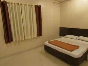 Hotel Sai Tirth - Image 3