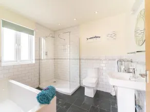 Gardeners Cottage - Image 3