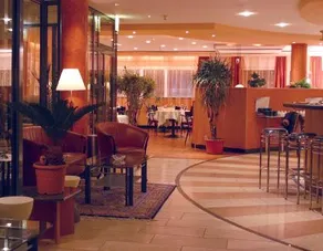 Altstadt Hotel zur Post Stralsund - Image 3
