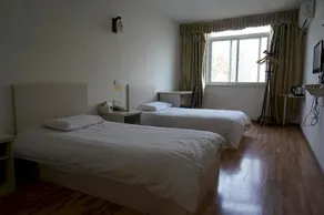 Nanjing Lukou Bianfang Hotel - Image 5