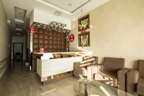 Oyo 4119 Hotel King Palace - Image 2