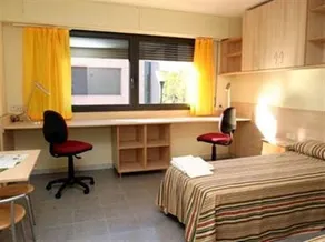 Vila Universitaria UAB Campus - Image 2