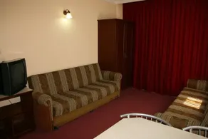Imperial Apartments - Image 4