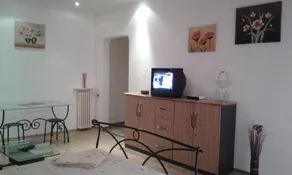 Batistei Apartment - Image 2