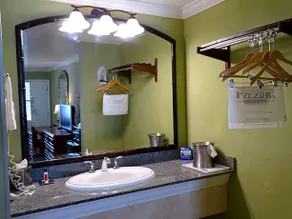 Quality Inn Ocean Springs - Image 4