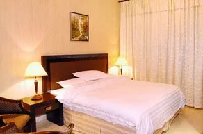 Pan Gulf Hotel Suites - Image 5