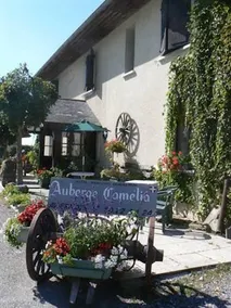 Hotel Auberge Camelia - Image 2