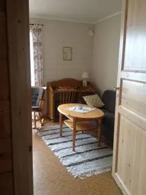 Holmely - Image 2