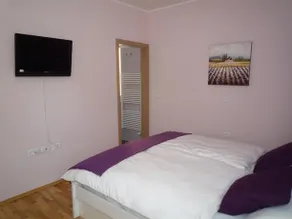 Guesthouse Pri Mihelovih - Image 3