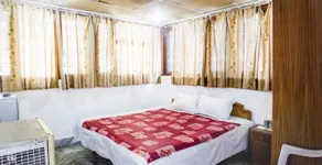 Shree Lakshmi Guest House - Image 2