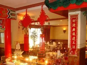 The Garden Hotel & Restaurant - Image 3
