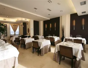 Hotel Asador H.M. Versus - Image 4