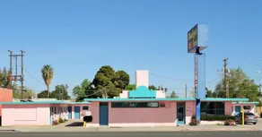 Budget Inn - Image 2