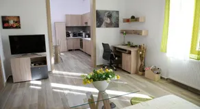 Central Park Apartments - Image 4