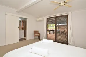 Just Listed Blaxlands Homestead - the very best location in the Valley, walk to everything - Image 4