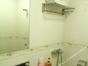 LANGYI HOTEL - Image 3