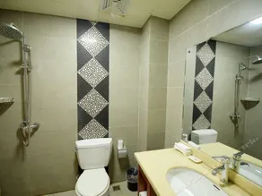 Xinda Business Hotel Taizhou - Image 5
