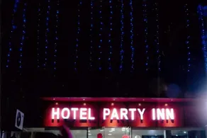 Party Inn - Image 3