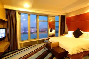 Blue Horizon International Hotel Rizhao - Image 2