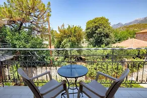 Villa Kosta Hotel & Apartments - Image 4