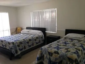 Deerfield Beach Motel - Image 3