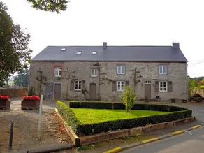 Maison de charme à Crupet et le gîte la suite - Image 5