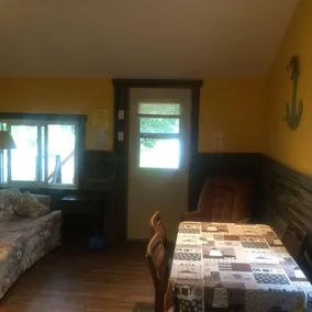 Lake Dalrymple Resort - Image 4