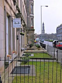 McCrae's Bed and Breakfast - Image 4