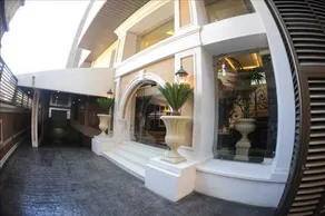 Palazzo Furnished Apartments - Image 2