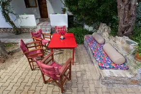 Takis - Sophie Studios and Apartments - Image 5