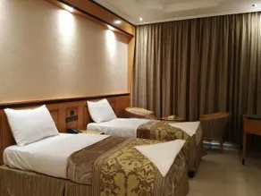 Al Fajr Al Badea Hotel 6 - Image 2