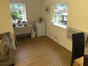 The Garden Holiday Home - Image 3