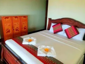 Lanta Mattia Bungalows and Resort - Image 3
