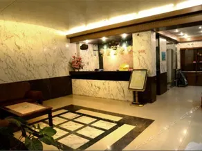 Worker Cinema Hotel - Image 4