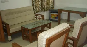 Jacaranda Holiday Home - Image 3