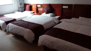 SANQING MOUNTAIN TAOYUAN HOSTEL - Image 3