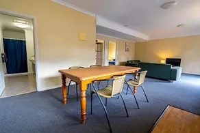 Great Western Travel Village - Image 2
