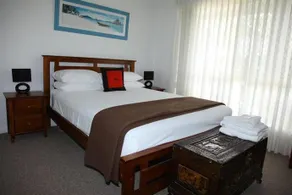 Forster Holiday House - Image 3