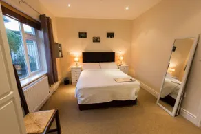 Harbour View House - Image 4