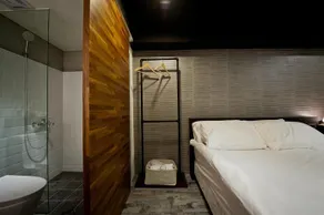 O2 Hotel M9 House - Image 4