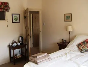 Allmans Heath Cottage - Image 2