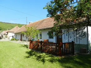 PATAKPARTI VENDéGHáZ - Image 2