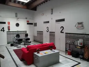 Babel Hostel Sevilla - Image 2