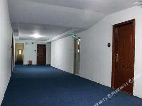 SUN MOON HOTEL (SHENZHEN TANGXIACHONG) - Image 4