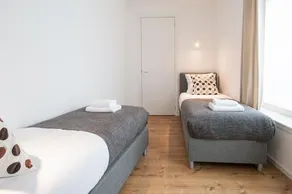 Sarphatipark Apartments - Image 2