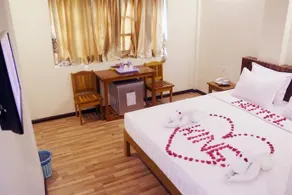 Hotel Bayint Naung - Image 4