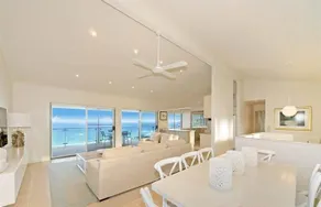 2 Arakoon Crescent - Image 3