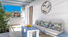 MeliDi Luxury Penthouse in Koukaki - Image 2