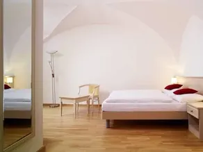 Stiftshotel Ossiach - Image 3