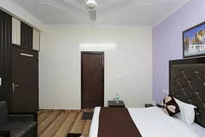 OYO Rooms 081 Tapovan - Image 5